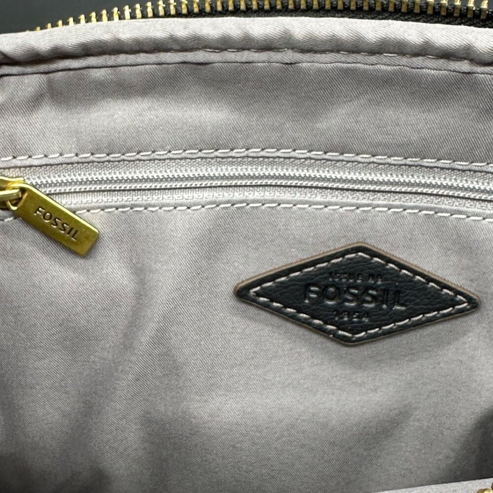 Fossil Crossbody Purse Maisie Black Leather Camera Bag Adjustable Shoulder Strap - Picture 7 of 15